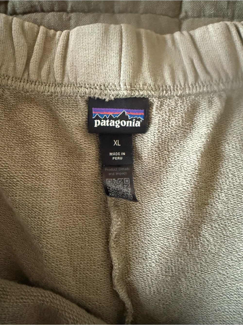 Patagonia regenerative cotton shorts sz XL sage color - Picture 2 of 4